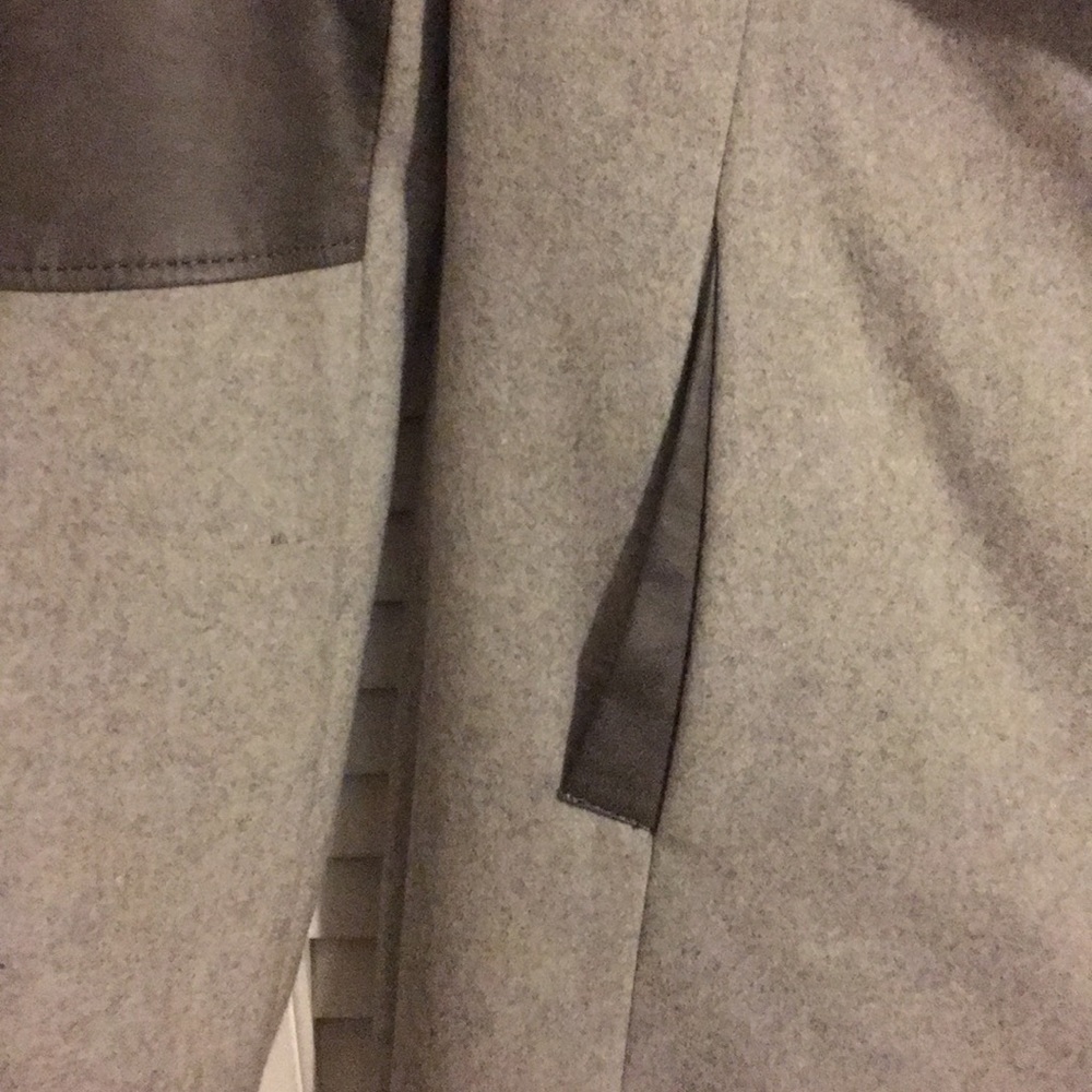 Calvin Klein coat - Picture 3 of 8